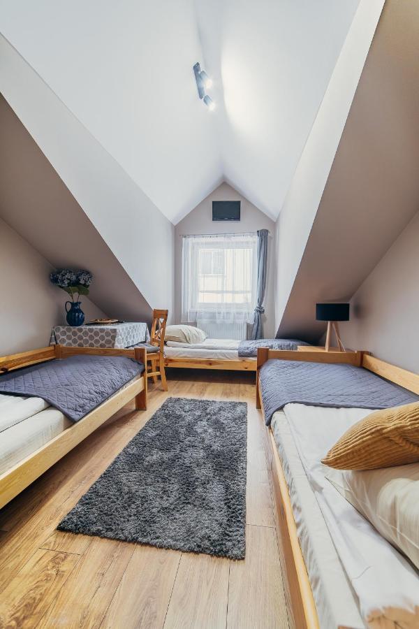 Gosciniec Pod Lilijka Hotell Podzamcze  Eksteriør bilde